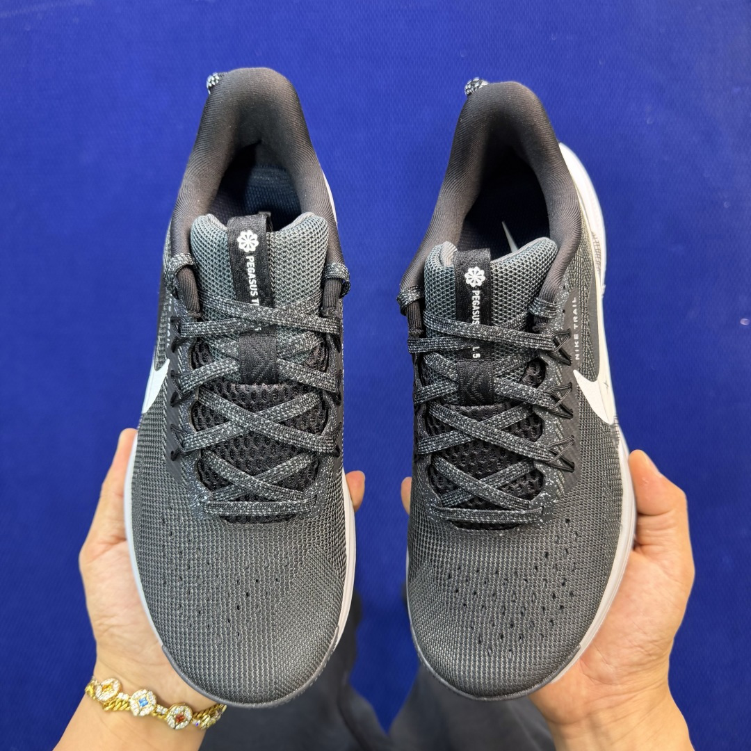 大厂纯原1:1！Nike Pegasus Trail 5 越野跑步鞋公司级 第1色:黑白货号：DV386