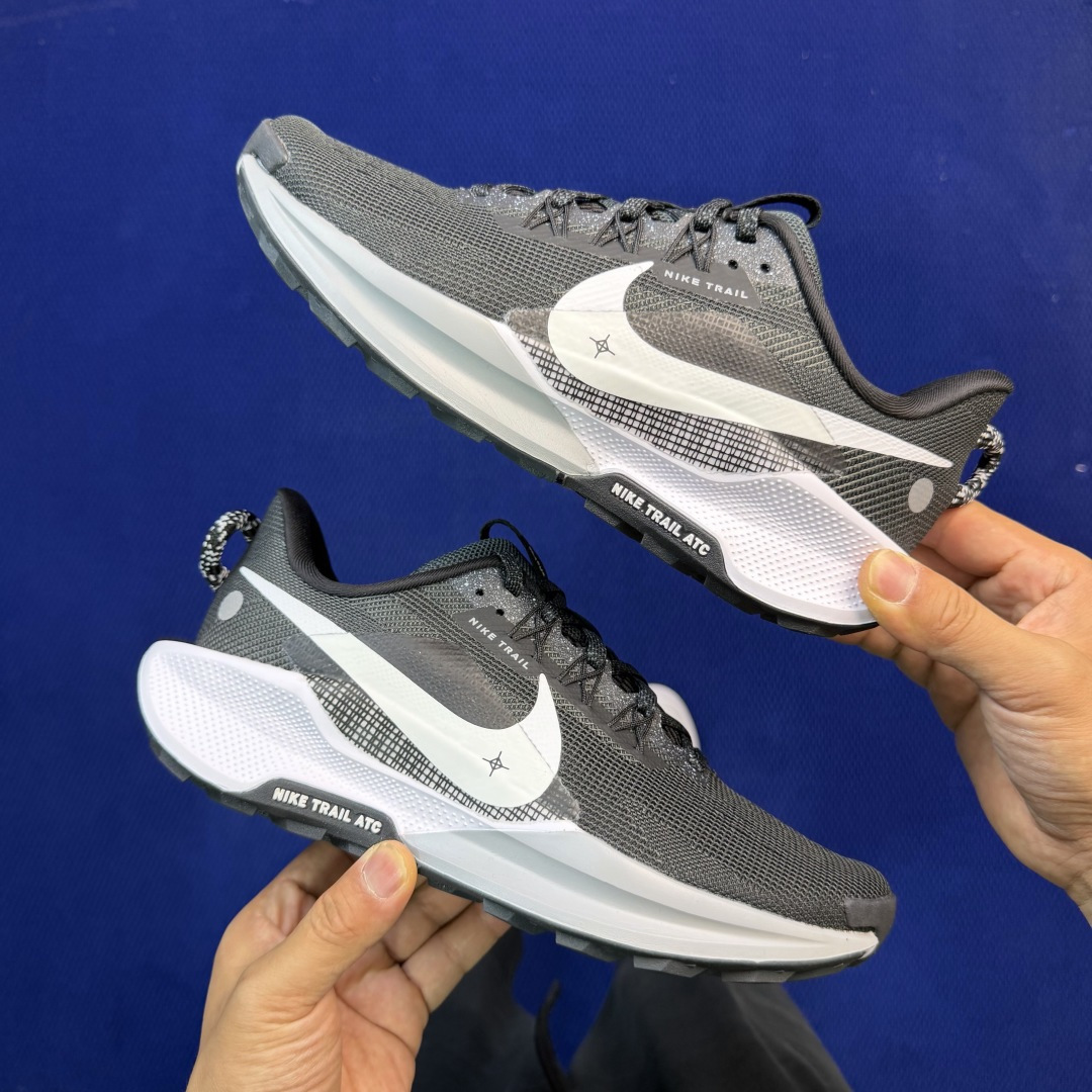 大厂纯原1:1！Nike Pegasus Trail 5 越野跑步鞋公司级 第1色:黑白货号：DV386