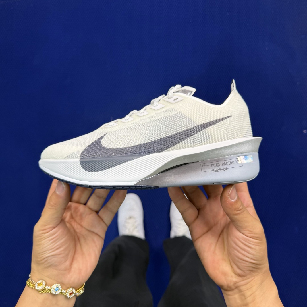 大厂纯原1:1！Nike ZoomX Vaporfly Next% 4 碳板马拉松跑步鞋公司级 第3色:
