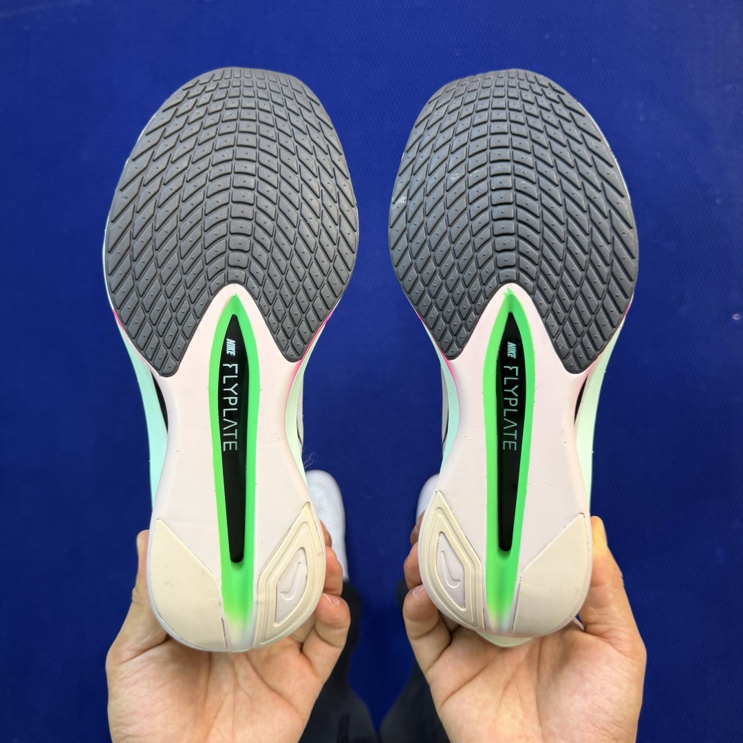 大厂纯原1:1！Nike ZoomX Vaporfly Next% 4 碳板马拉松跑步鞋公司级 第4色: