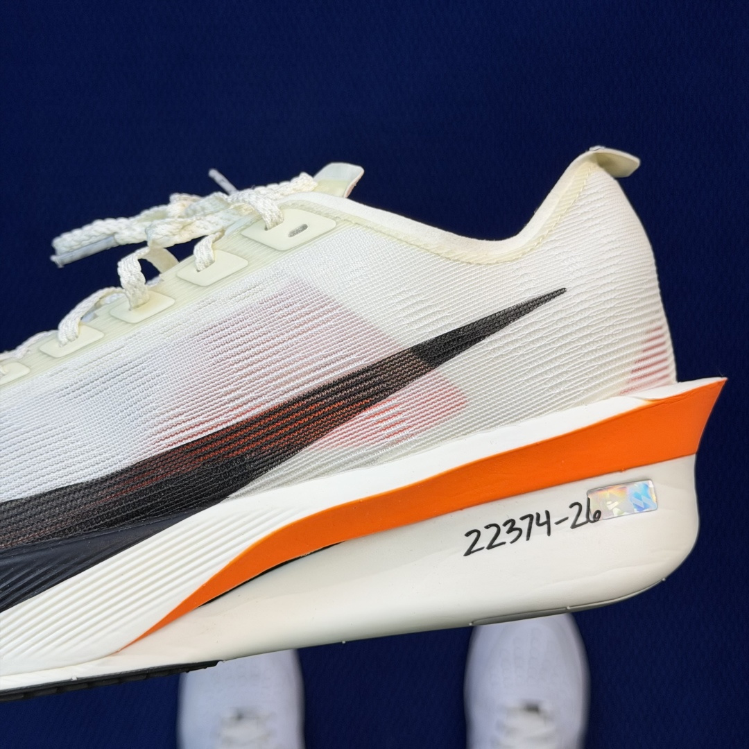 大厂纯原1:1！Nike ZoomX Vaporfly Next% 4 碳板马拉松跑步鞋公司级 第5色: