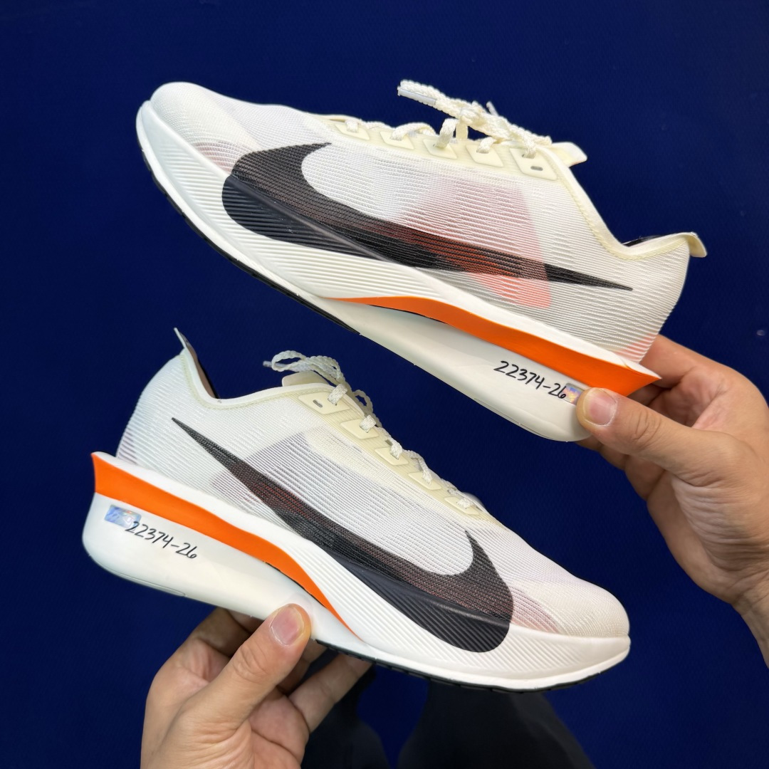 大厂纯原1:1！Nike ZoomX Vaporfly Next% 4 碳板马拉松跑步鞋公司级 第5色: