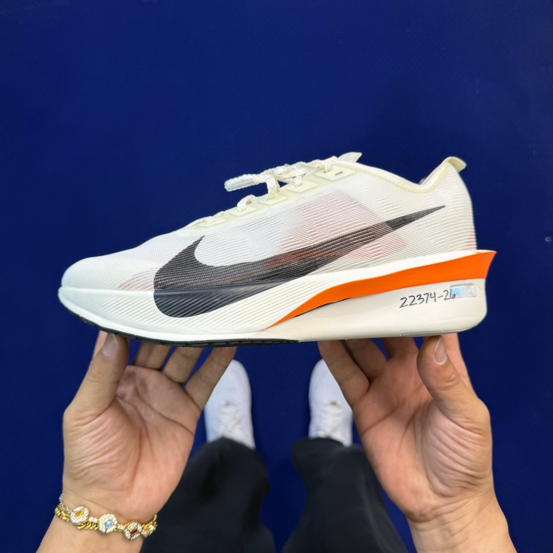 大厂纯原1:1！Nike ZoomX Vaporfly Next% 4 碳板马拉松跑步鞋公司级 第5色: