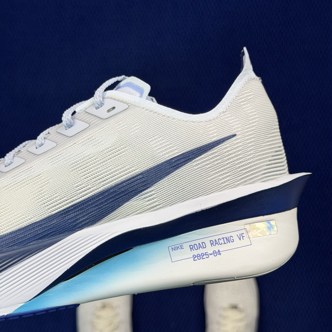 大厂纯原1:1！Nike ZoomX Vaporfly Next% 4 碳板马拉松跑步鞋公司级 第6色: