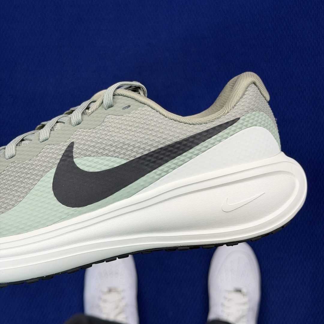 大厂纯原1:1！Nike REVOLUTION 8 跑步鞋公司级 第1色:灰绿货号：HJ9198-300
