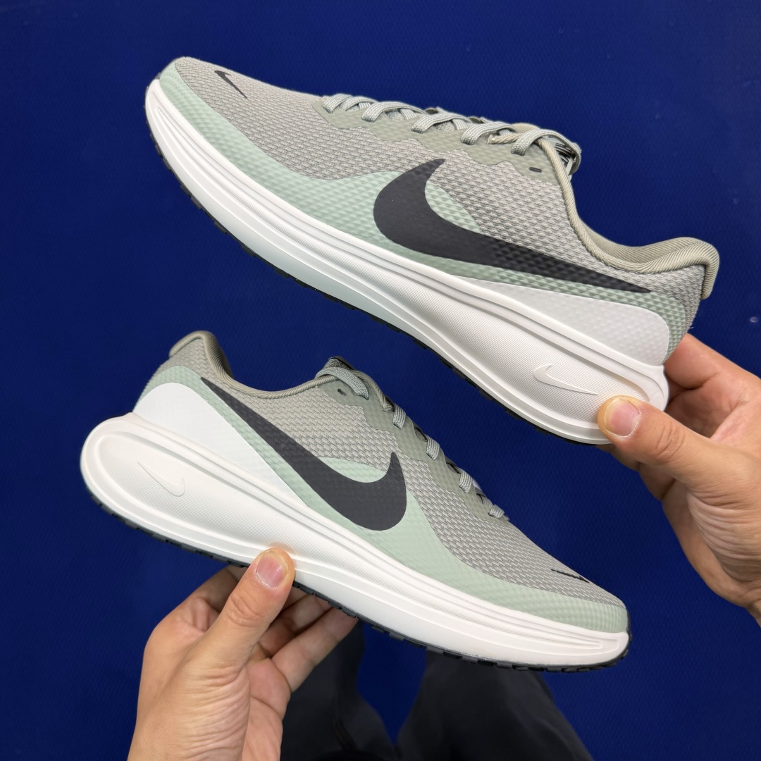 大厂纯原1:1！Nike REVOLUTION 8 跑步鞋公司级 第1色:灰绿货号：HJ9198-300