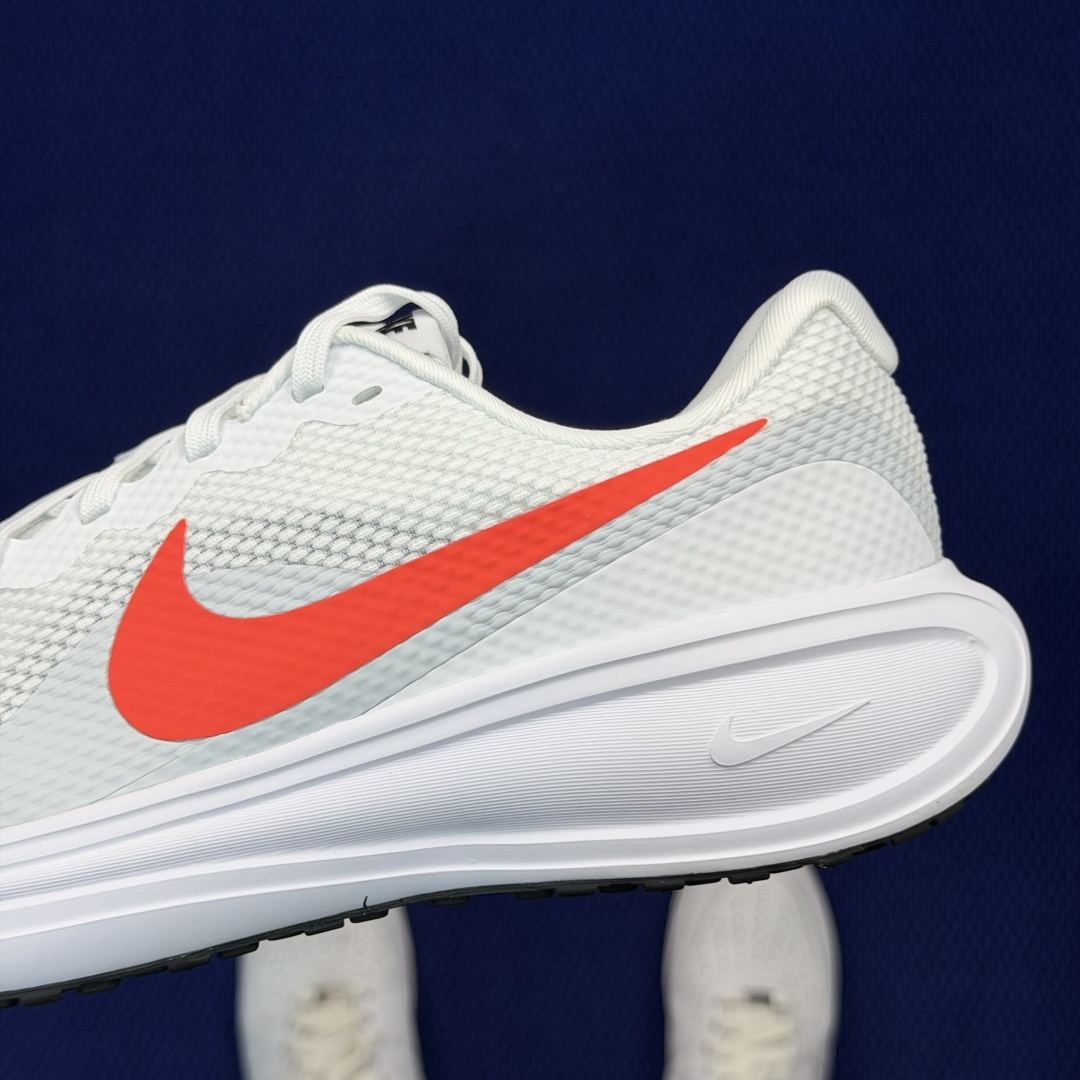 大厂纯原1:1！Nike REVOLUTION 8 跑步鞋公司级 第2色:白红货号：HJ9198-102