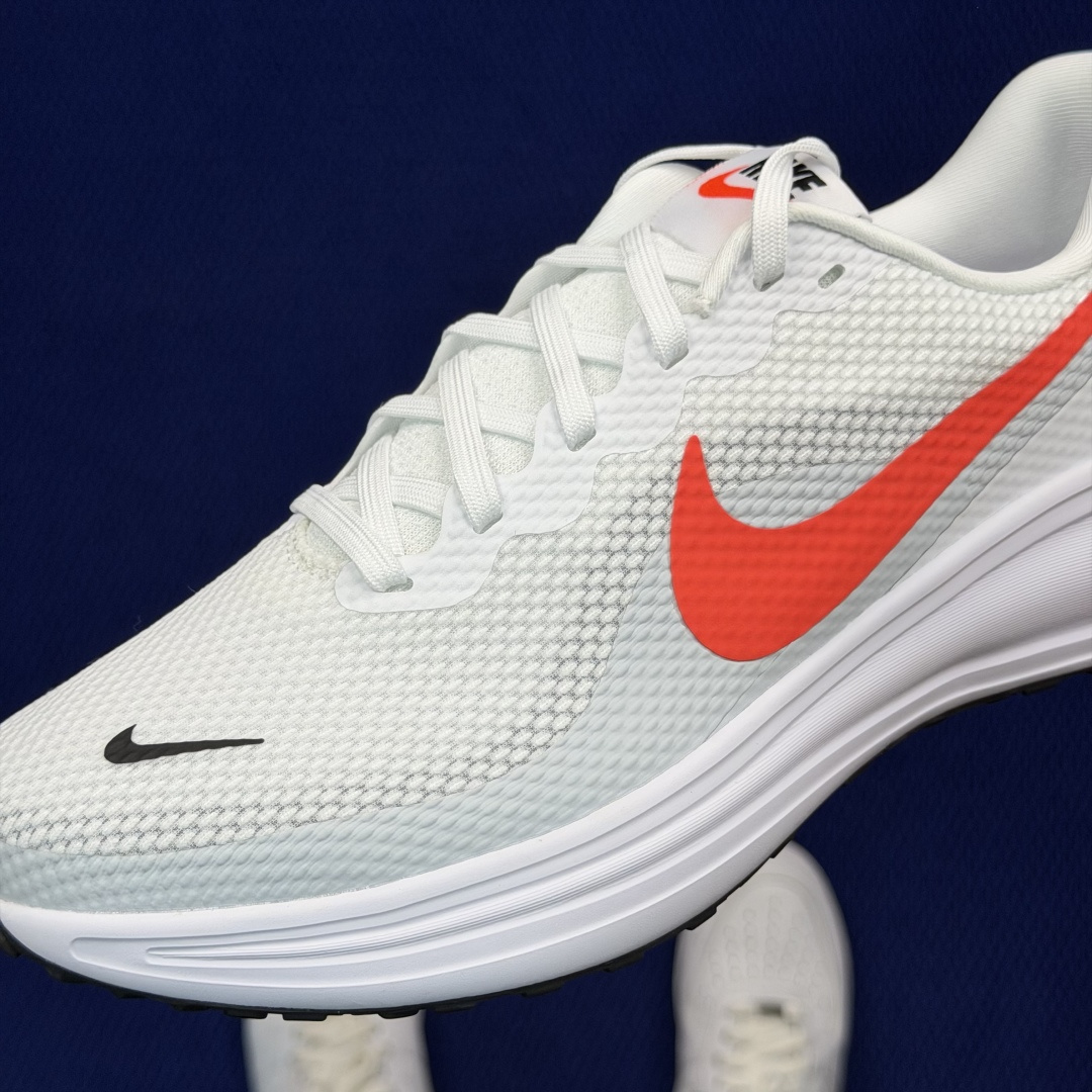 大厂纯原1:1！Nike REVOLUTION 8 跑步鞋公司级 第2色:白红货号：HJ9198-102