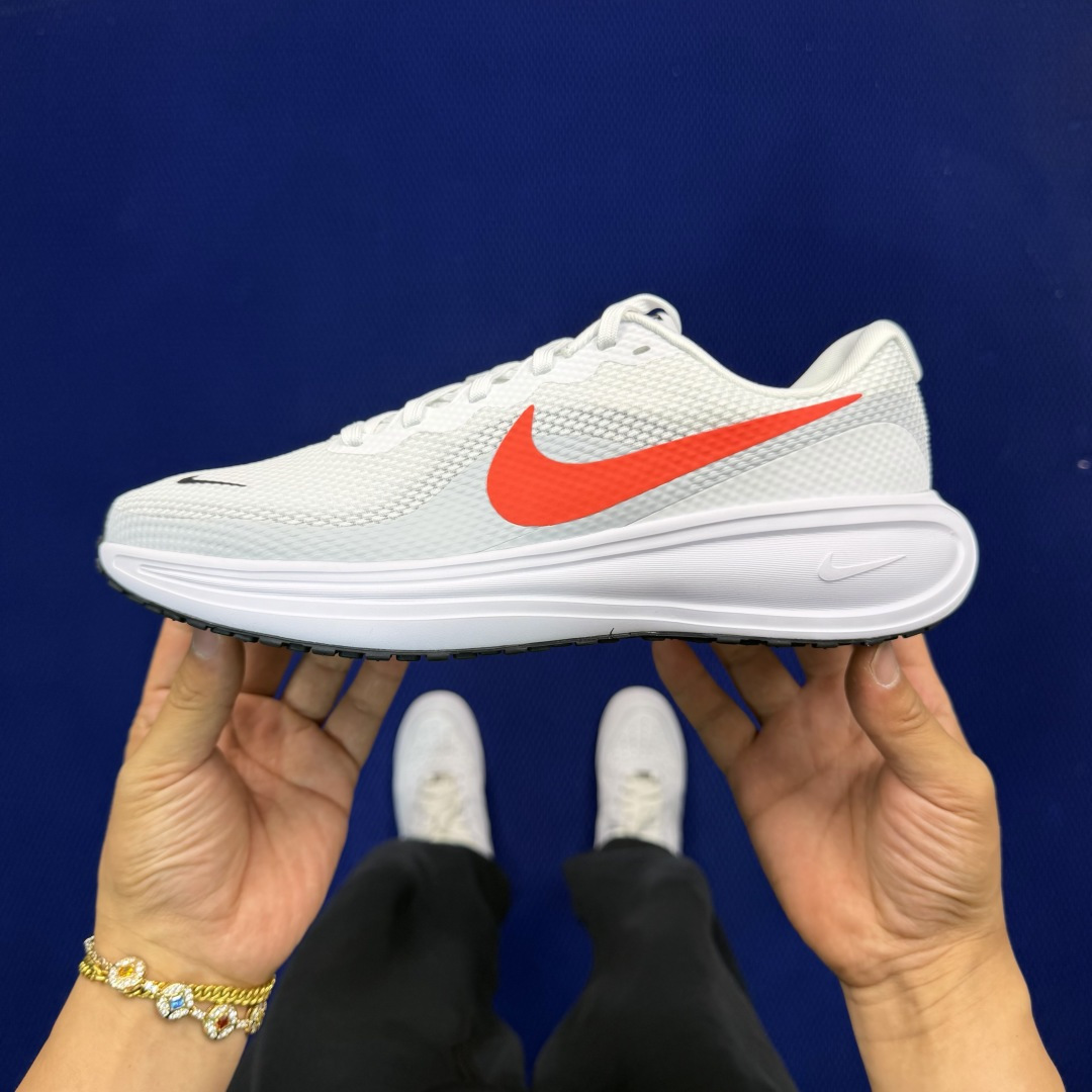 大厂纯原1:1！Nike REVOLUTION 8 跑步鞋公司级 第2色:白红货号：HJ9198-102