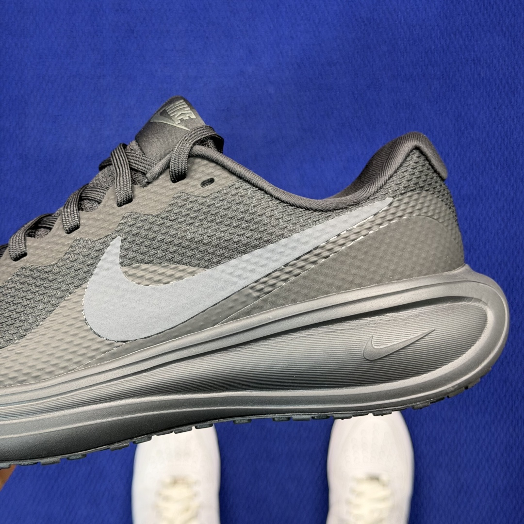 大厂纯原1:1！Nike REVOLUTION 8 跑步鞋公司级 第3色:黑武士货号：HJ9198-00