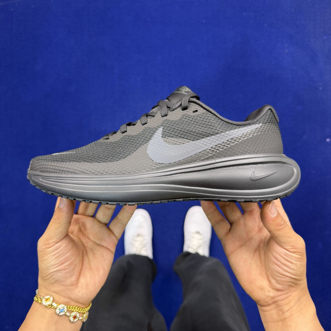 大厂纯原1:1！Nike REVOLUTION 8 跑步鞋公司级 第3色:黑武士货号：HJ9198-00