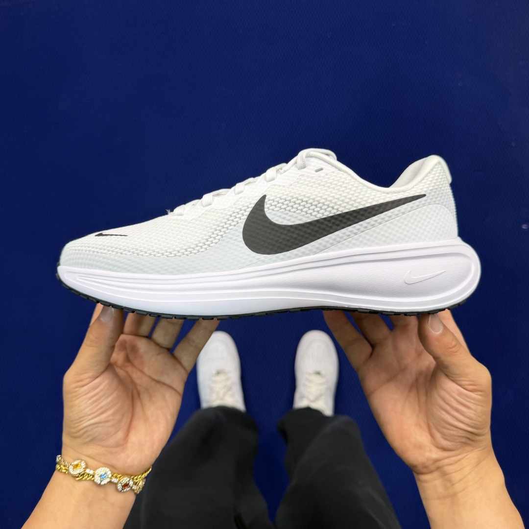 大厂纯原1:1！Nike REVOLUTION 8 跑步鞋公司级 第4色:白黑货号：HJ9198-001