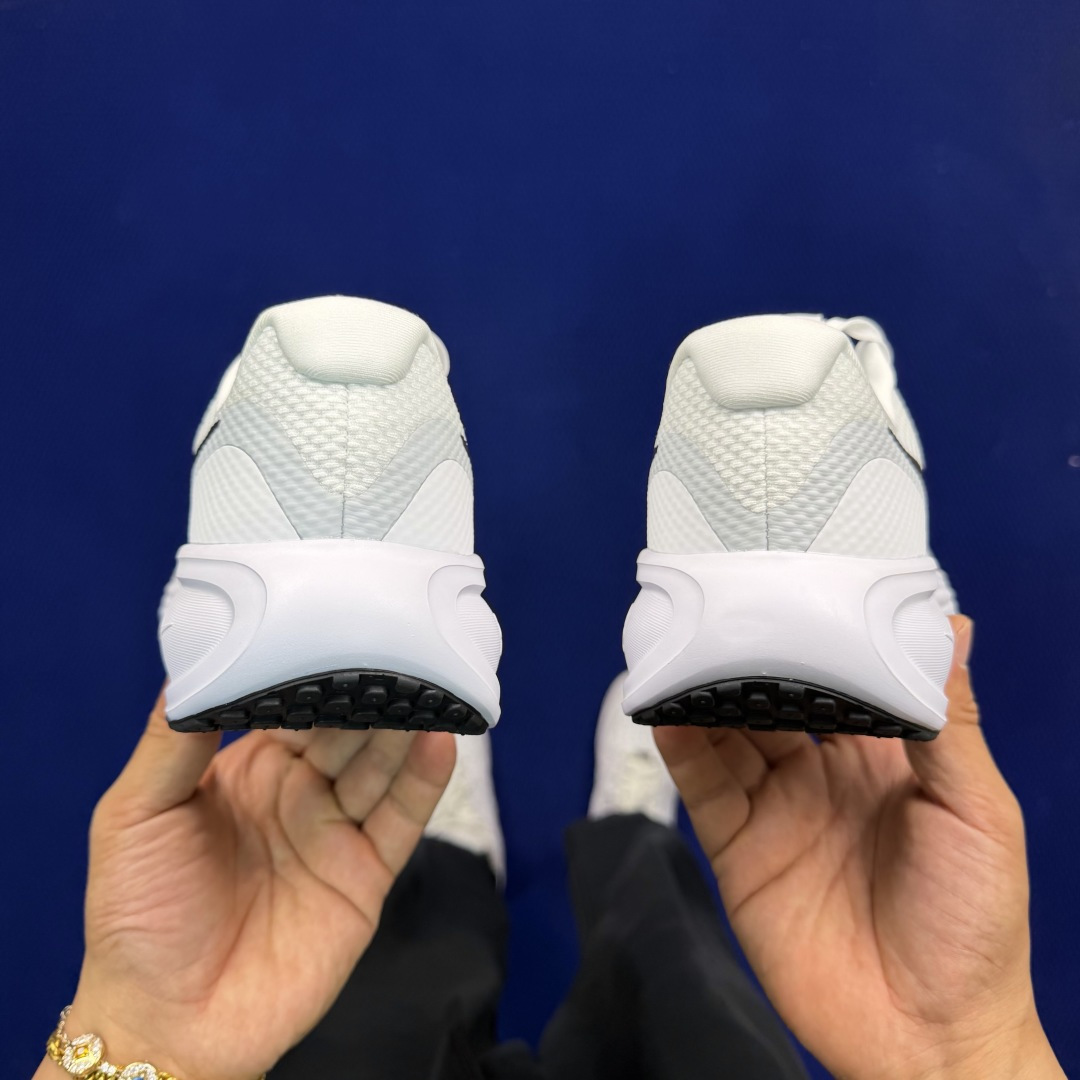 大厂纯原1:1！Nike REVOLUTION 8 跑步鞋公司级 第4色:白黑货号：HJ9198-001