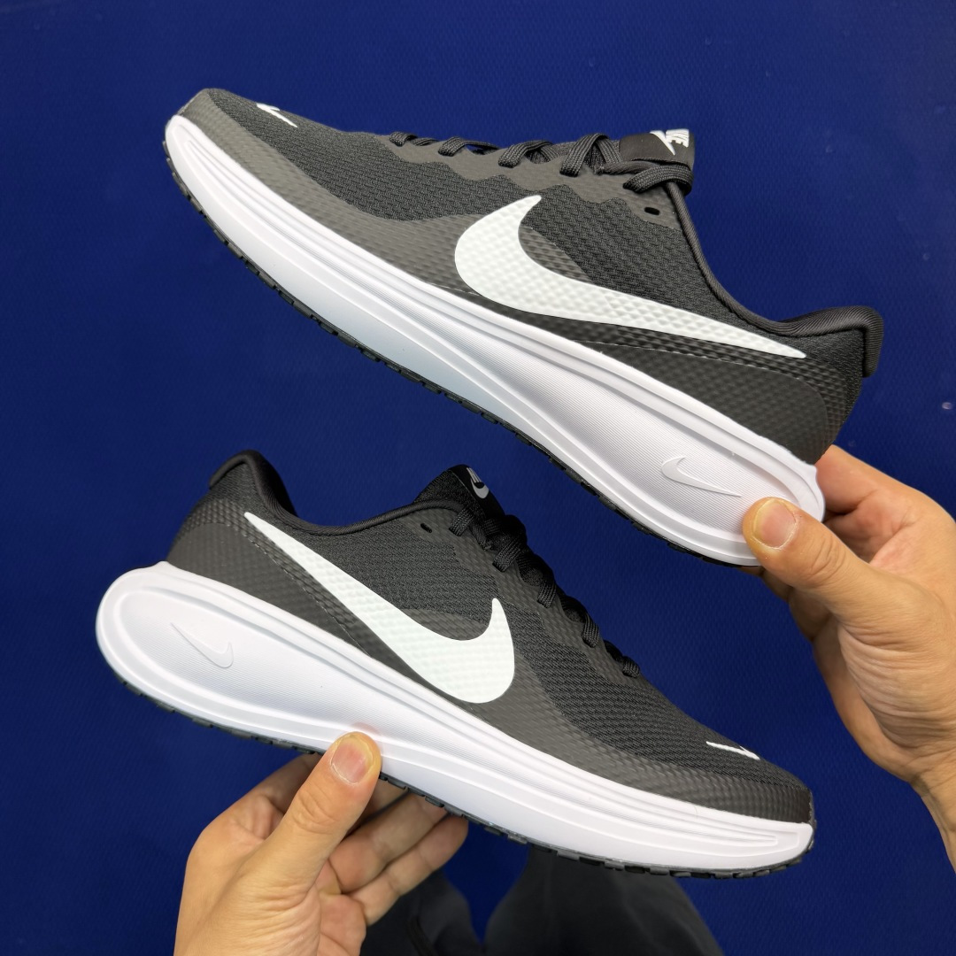 大厂纯原1:1！Nike REVOLUTION 8 跑步鞋公司级 第7色:黑白货号：HJ9198-003
