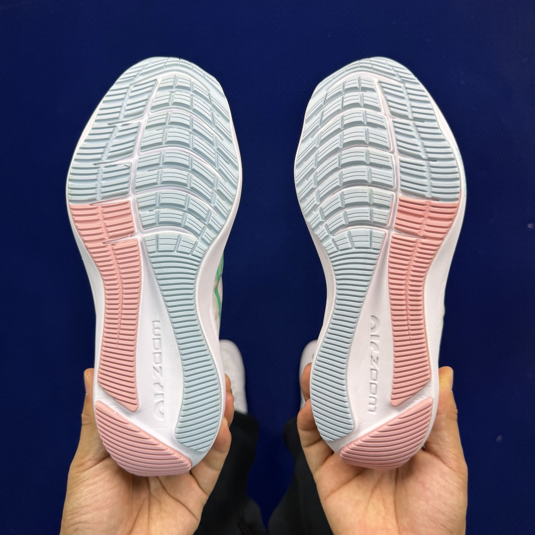 大厂纯原1:1！Nike Zoom Winflo 8 跑步鞋公司级 第2色:白绿钩货号：CW3421-1