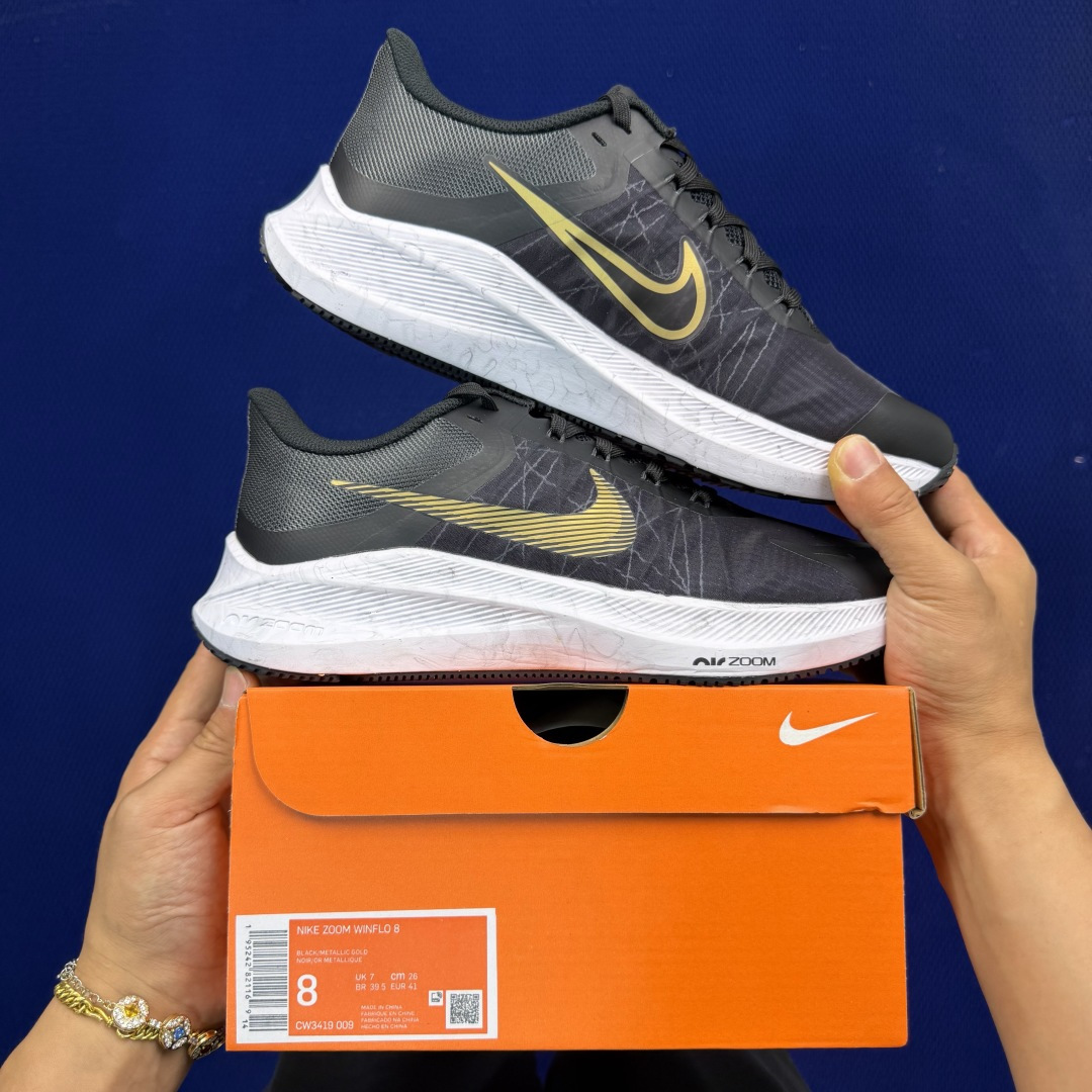 大厂纯原1:1！Nike Zoom Winflo 8 跑步鞋公司级 第3色: 黑白金钩货号：CW3419