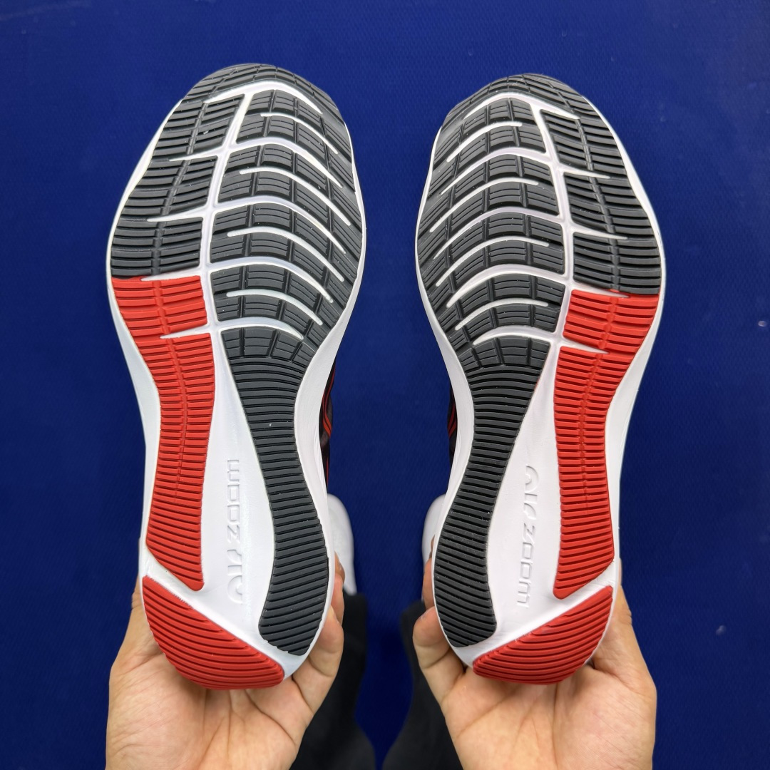 大厂纯原1:1！Nike Zoom Winflo 8 跑步鞋公司级 第5色: 黑白红钩货号：CW3419