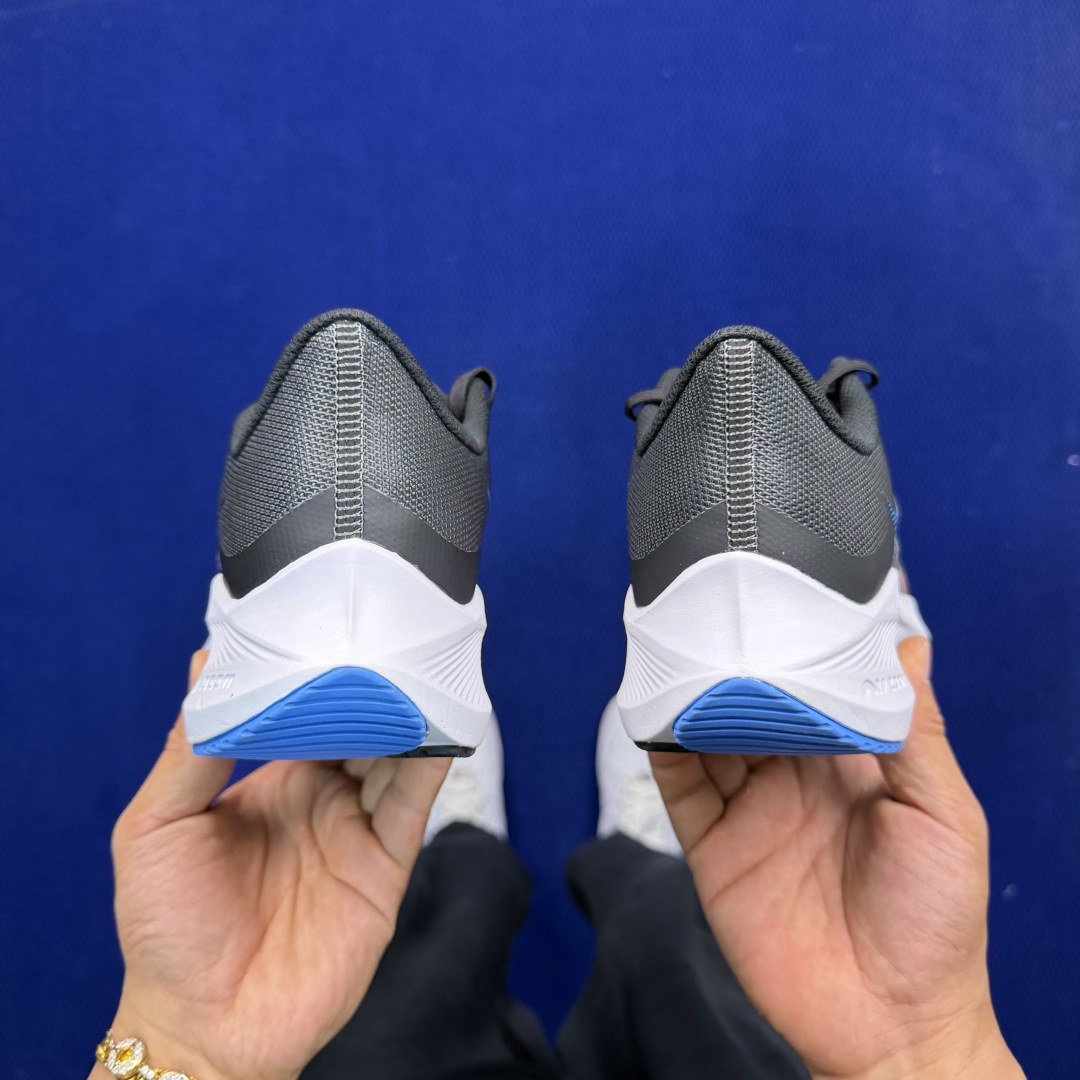 大厂纯原1:1！Nike Zoom Winflo 8 跑步鞋公司级 第7色: 黑白蓝钩货号：CW3419