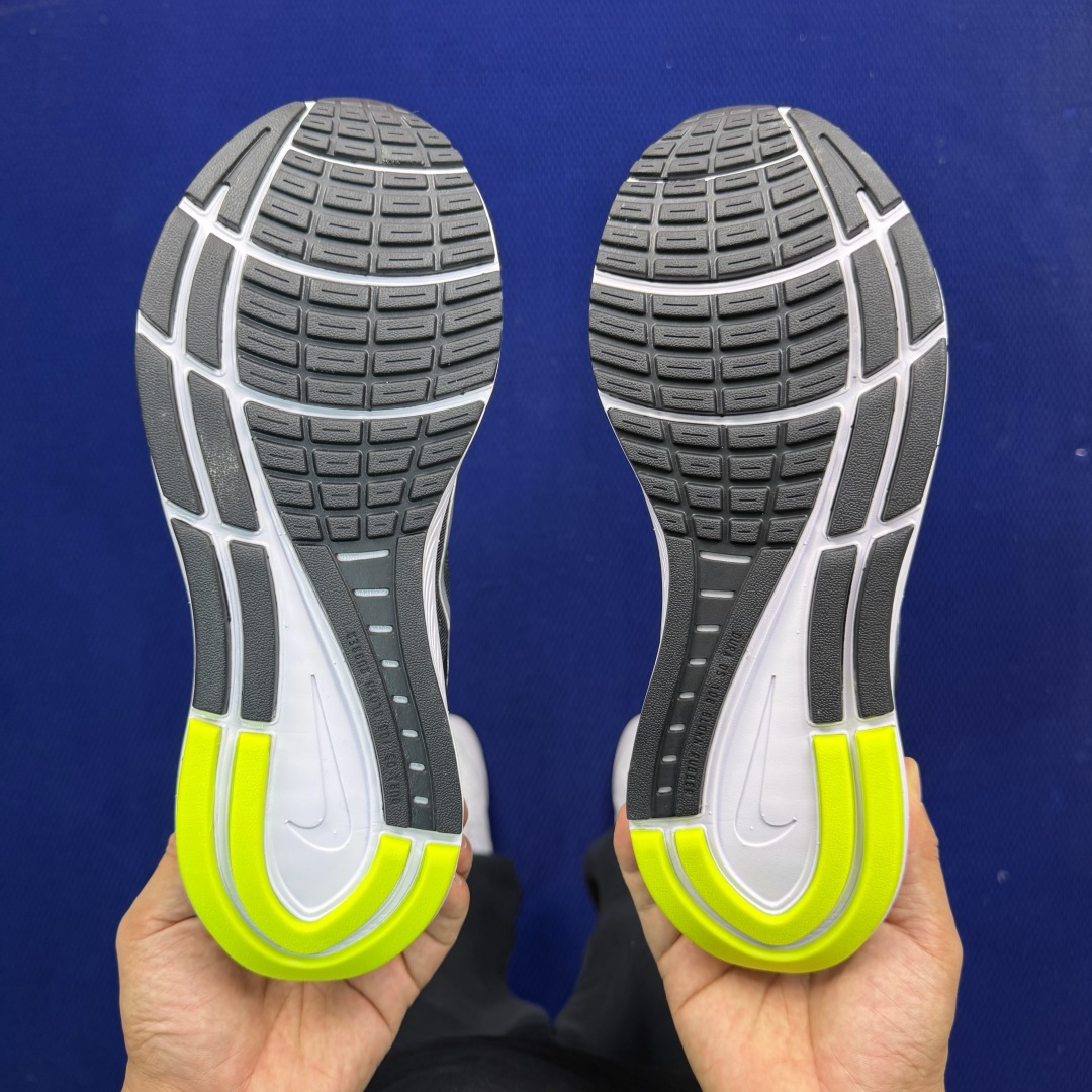 大厂纯原1:1！Nike Zoom Structure 23 气垫跑步鞋公司级 第1色: 黑白绿货号：C