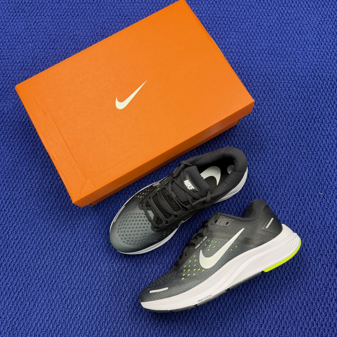 大厂纯原1:1！Nike Zoom Structure 23 气垫跑步鞋公司级 第1色: 黑白绿货号：C