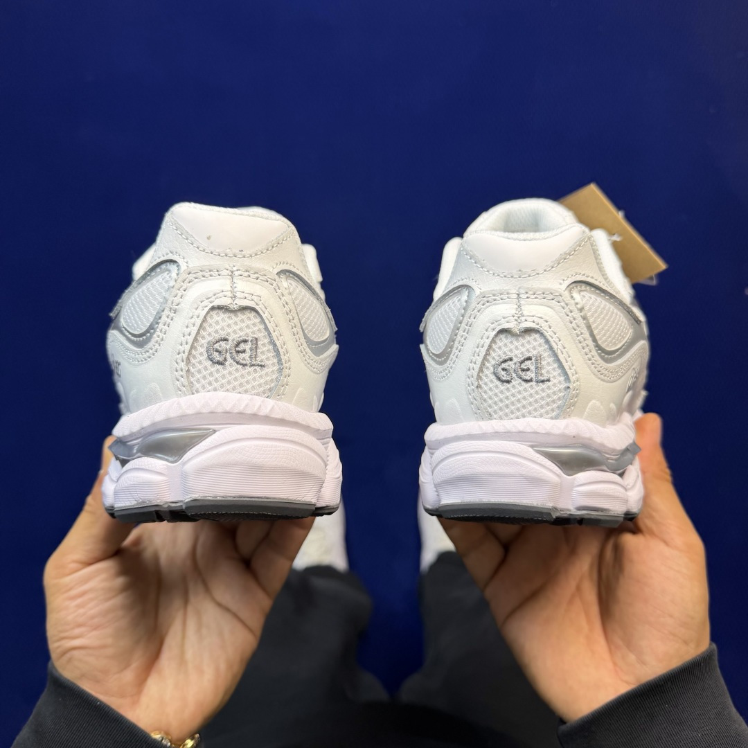 亚瑟士ASICS GEL-NYC系列 复古休闲鞋第8色:1203A816-101 白灰标尺码：36-46
