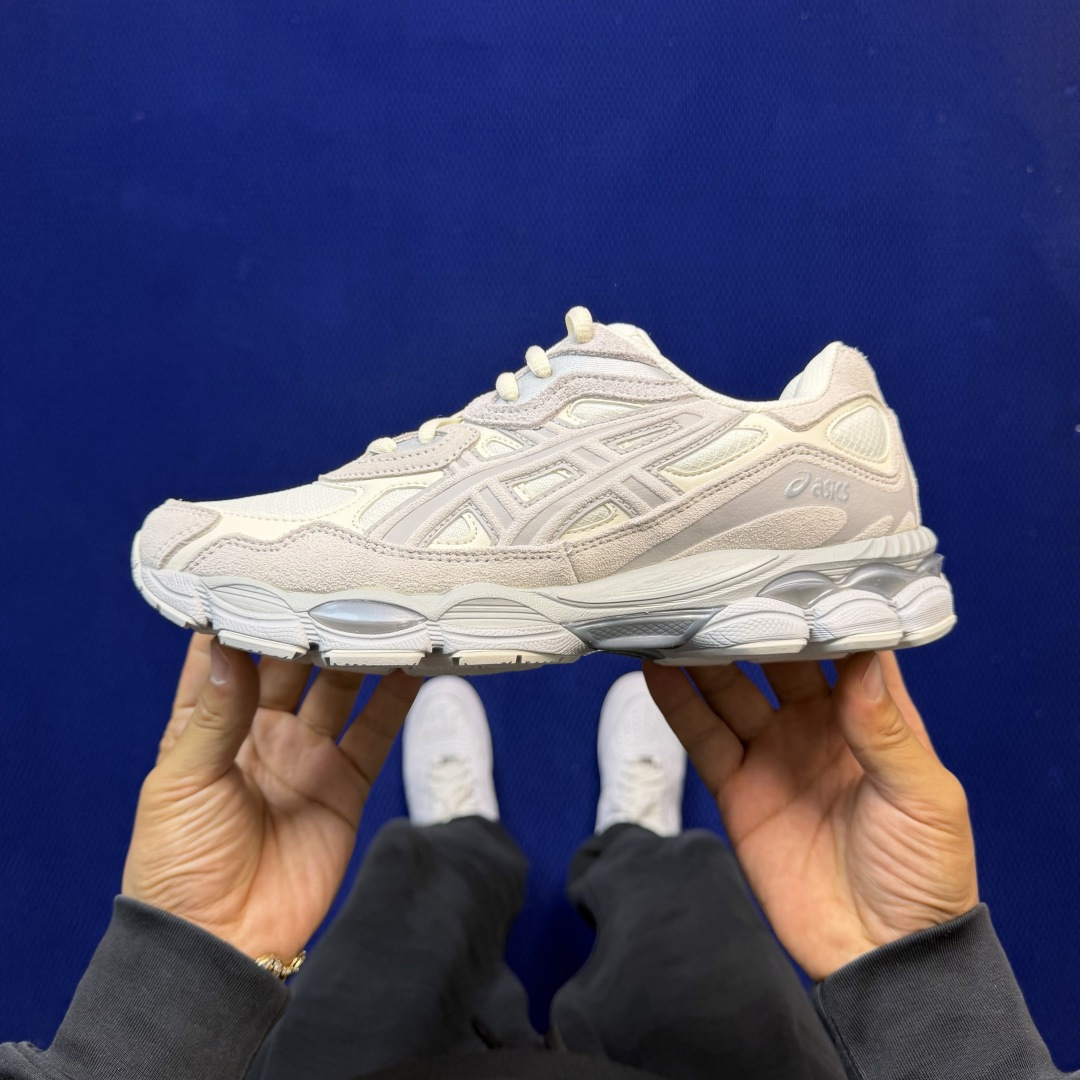 亚瑟士ASICS GEL-NYC系列 复古休闲鞋第11色:1203A739-100白灰尺码：36-46带