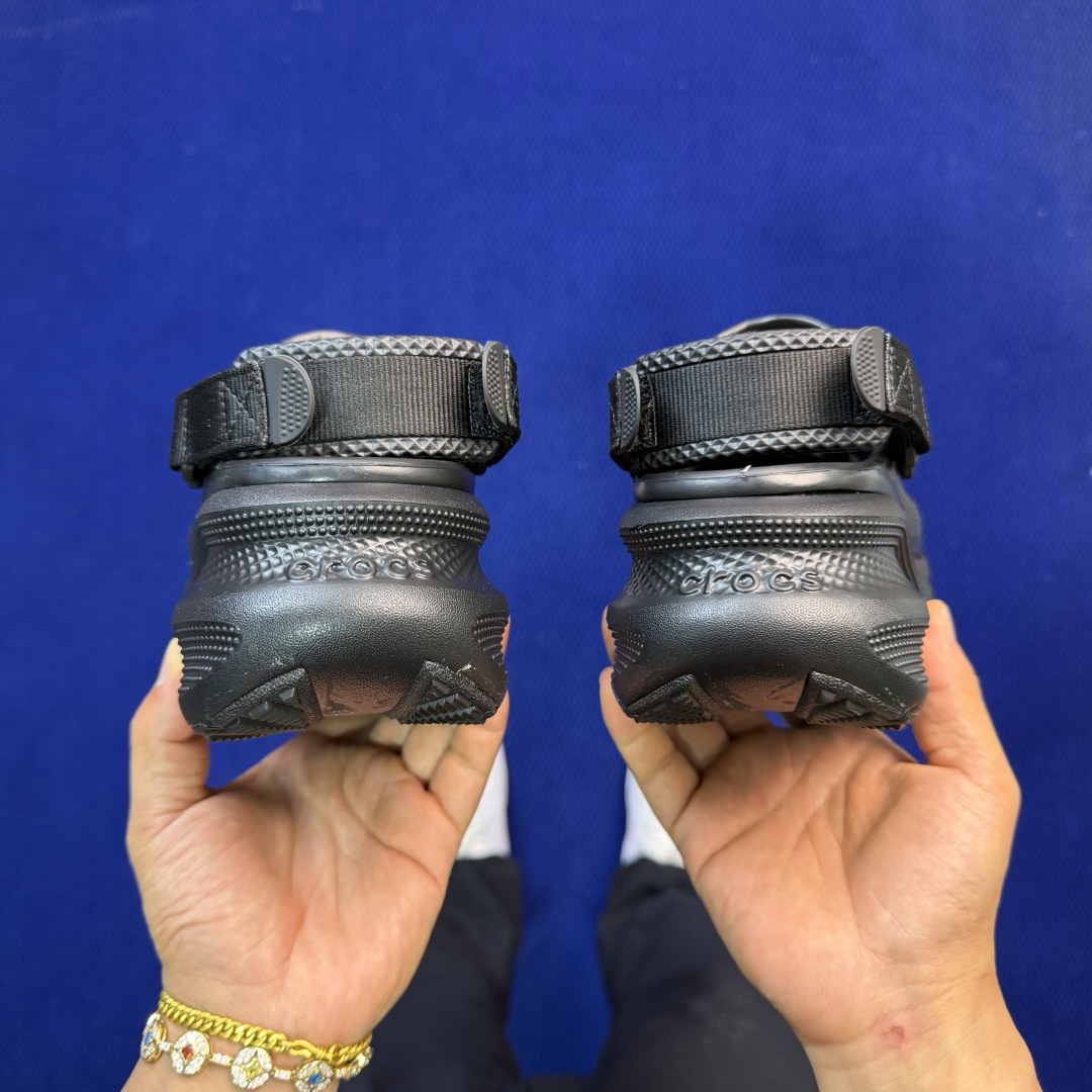 Crocs卡骆驰 洞洞鞋 运动泡芙4色原厂数据复模，双层注塑黑色 尺码：M3-M7 / 34-40M3=