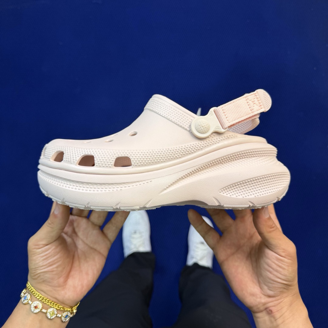 Crocs卡骆驰 洞洞鞋 运动泡芙4色原厂数据复模，双层注塑石英粉 尺码：M3-M7 / 34-40M3