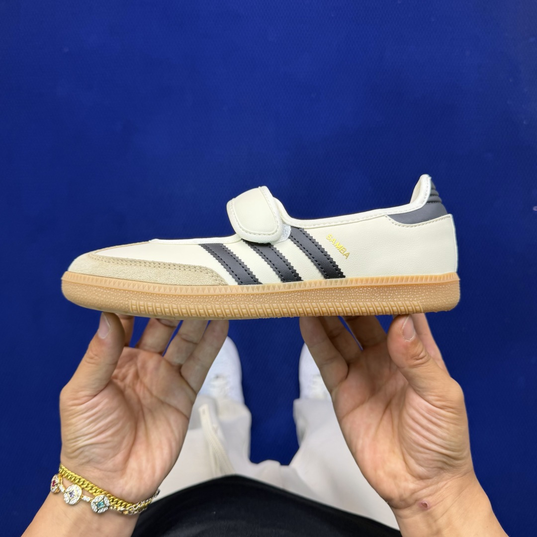 Adidas Originals Samba Jane 桑巴德训 玛丽珍舞鞋货号：JR7338 米黄色尺