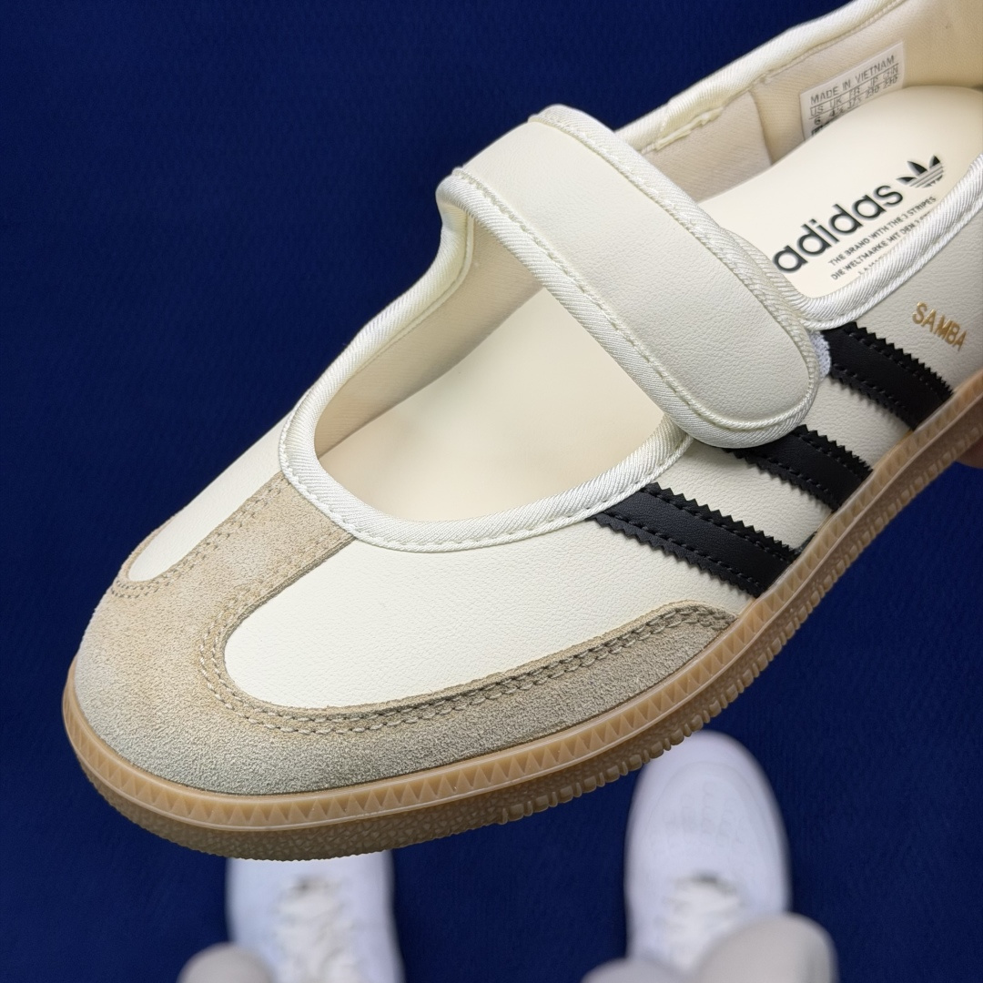 Adidas Originals Samba Jane 桑巴德训 玛丽珍舞鞋货号：JR7338 米黄色尺