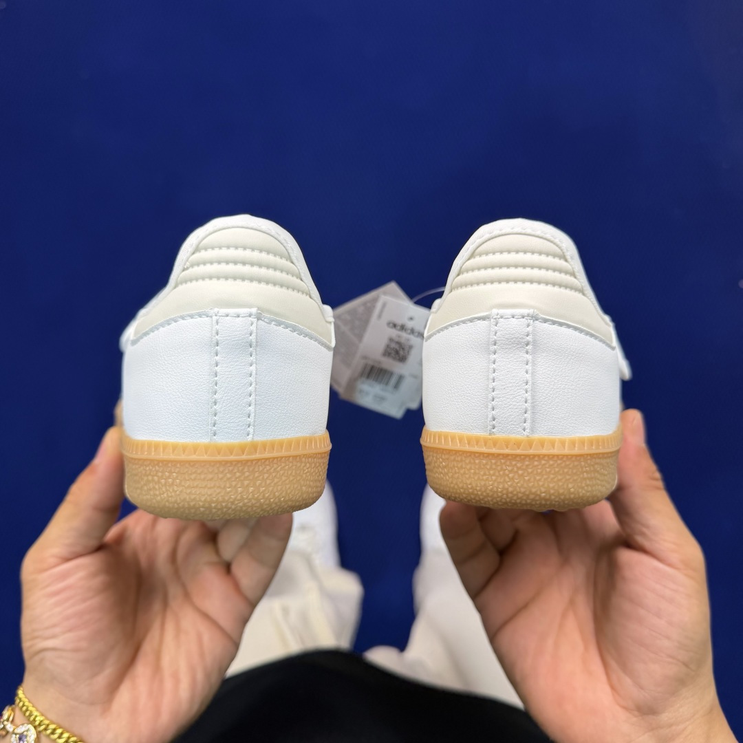 Adidas Originals Samba Jane 桑巴德训 玛丽珍舞鞋货号：JR1402 白色尺码