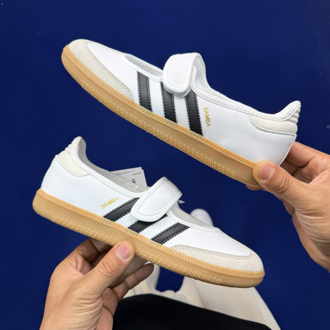 Adidas Originals Samba Jane 桑巴德训 玛丽珍舞鞋货号：JR1402 白色尺码