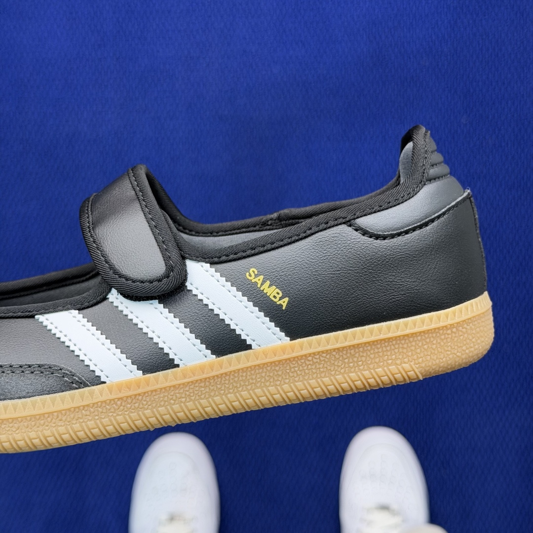 Adidas Originals Samba Jane 桑巴德训 玛丽珍舞鞋货号：JQ6445 黑色尺码