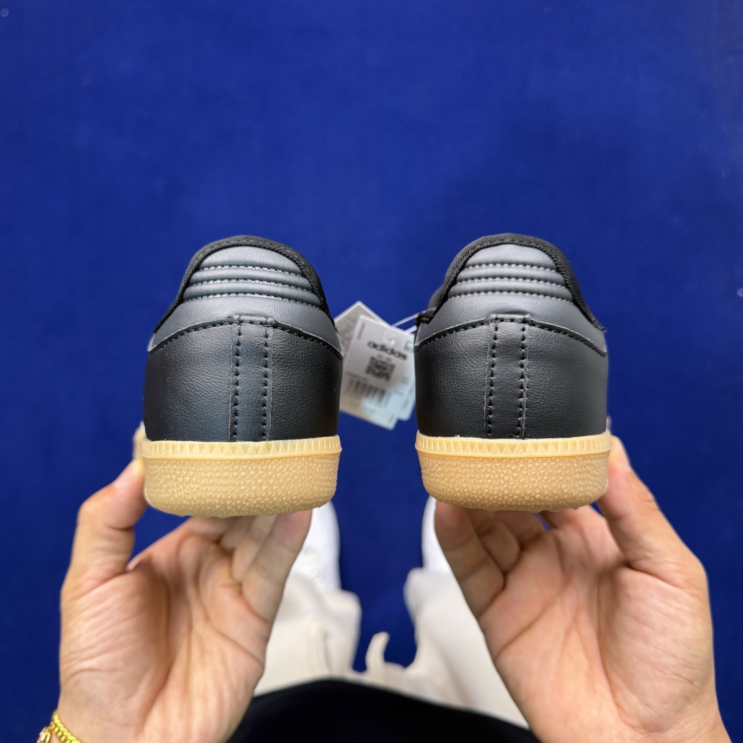 Adidas Originals Samba Jane 桑巴德训 玛丽珍舞鞋货号：JQ6445 黑色尺码