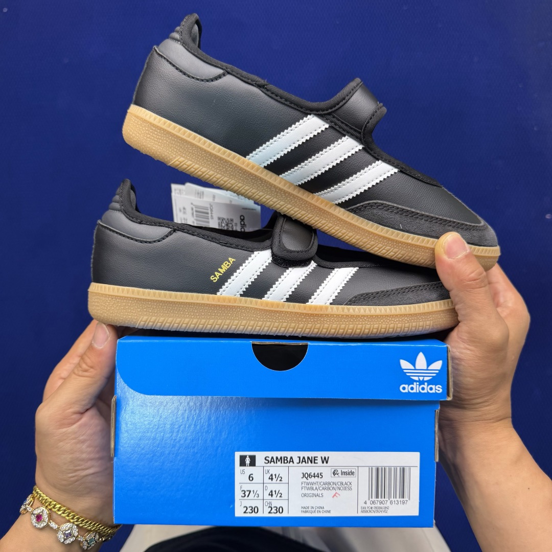 Adidas Originals Samba Jane 桑巴德训 玛丽珍舞鞋货号：JQ6445 黑色尺码