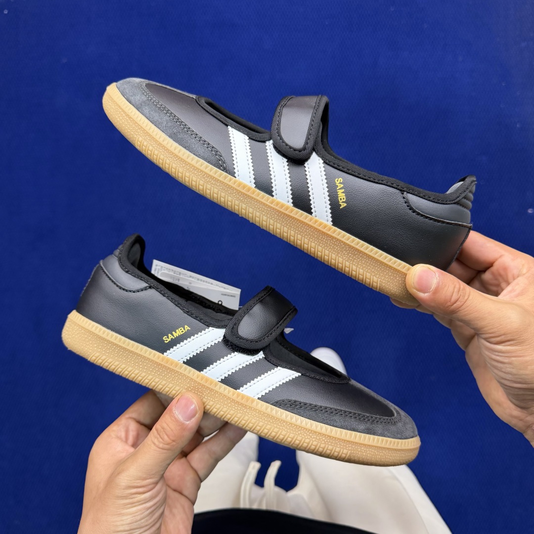 Adidas Originals Samba Jane 桑巴德训 玛丽珍舞鞋货号：JQ6445 黑色尺码