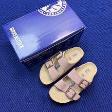 勃肯/博肯 Birkenstock Arizona 潮流柔软 舒适 防磨一字拖鞋真正软木塞大底!鞋底带颗 勃肯/博肯 Birkenstock Arizona 潮流柔软 舒适 防磨一字拖鞋真正软木塞大底!鞋底带颗