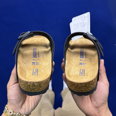 勃肯/博肯 Birkenstock Arizona 潮流柔软 舒适 防磨一字拖鞋真正软木塞大底!鞋底带颗 勃肯/博肯 Birkenstock Arizona 潮流柔软 舒适 防磨一字拖鞋真正软木塞大底!鞋底带颗