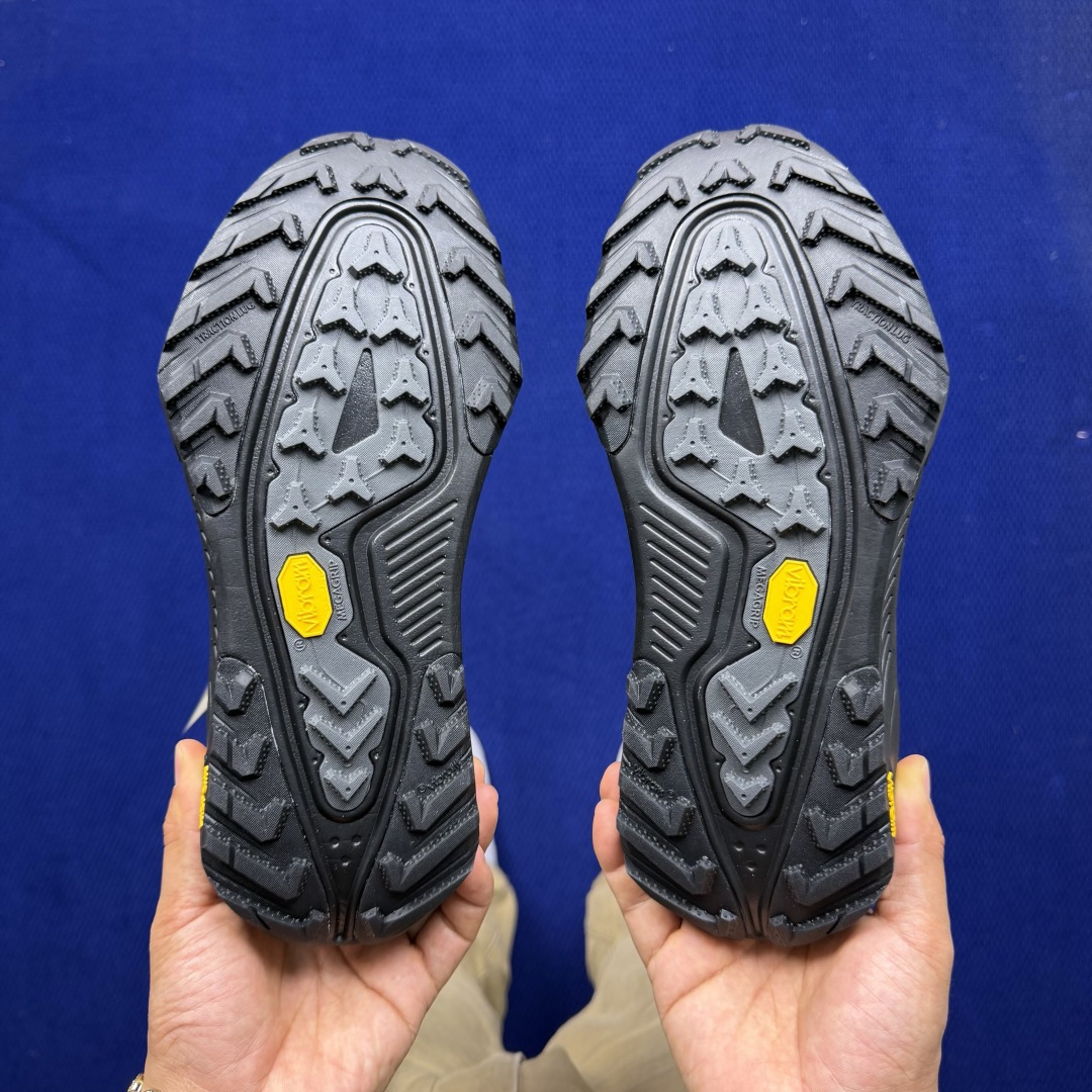 Nike ACG Zegama 越野跑鞋 第1色:黑色货号：HV8113-002尺码：36-45带半码