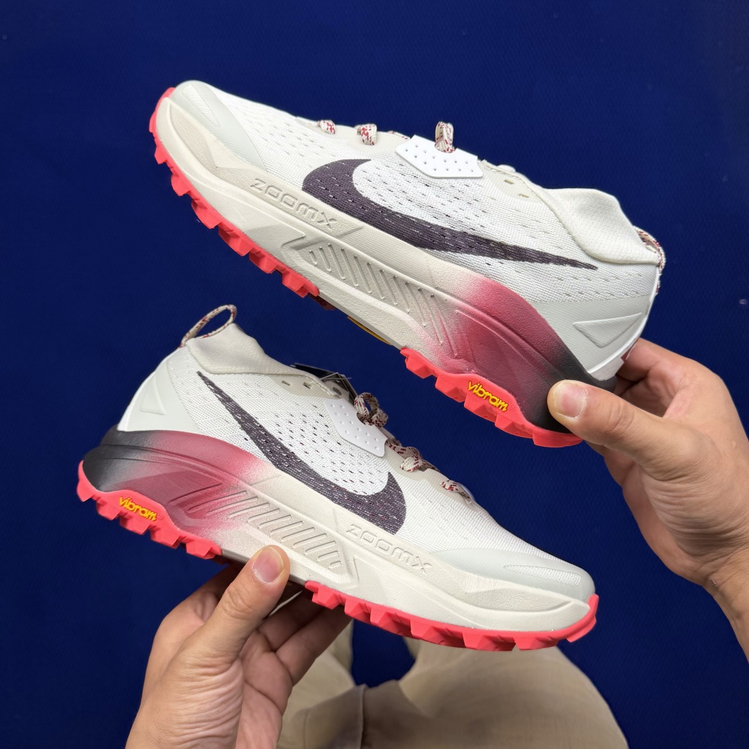Nike ACG Zegama 越野跑鞋 第3色:米色货号：HV8113-103尺码：36-45带半码