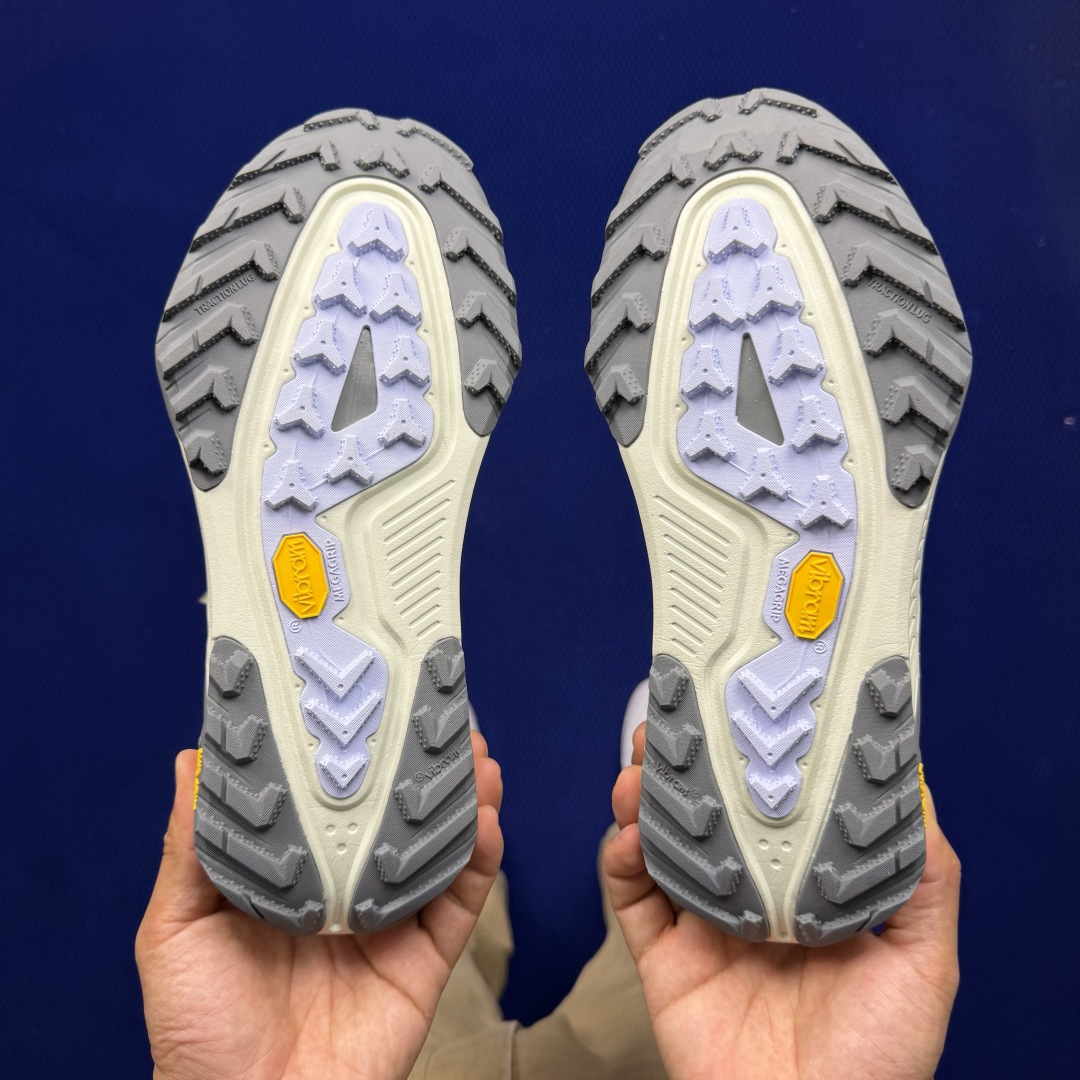Nike ACG Zegama 越野跑鞋 第4色:浅蓝货号：HV8113-004尺码：36-45带半码
