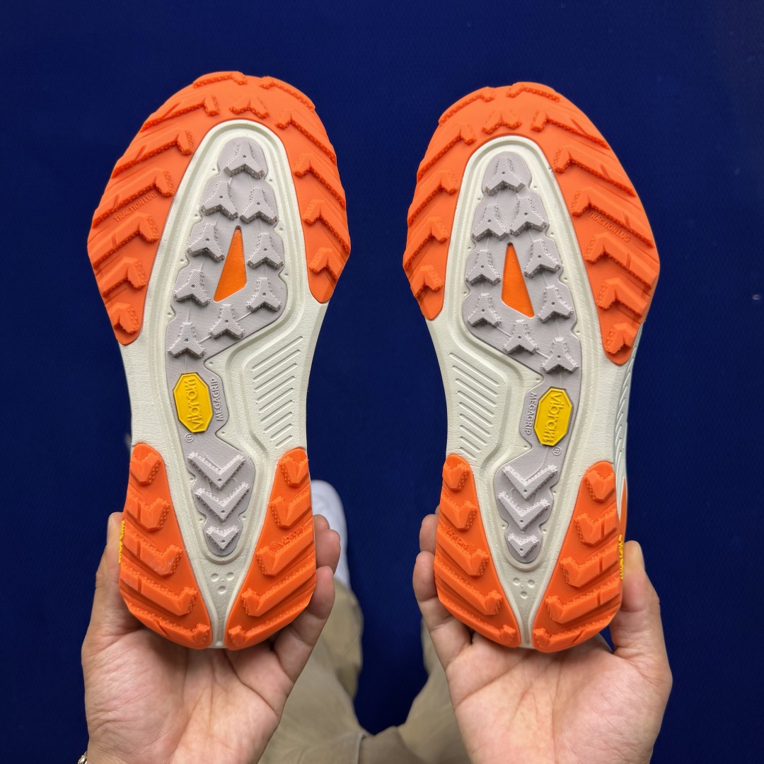 Nike ACG Zegama 越野跑鞋 第7色:白色货号：HV8113-005尺码：36-45带半码