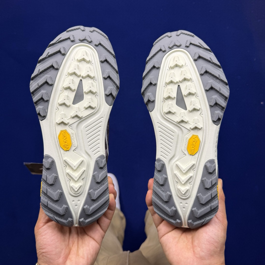 Nike ACG Zegama 越野跑鞋 第8色:灰迷彩货号：HV8113-003尺码：36-45带半码