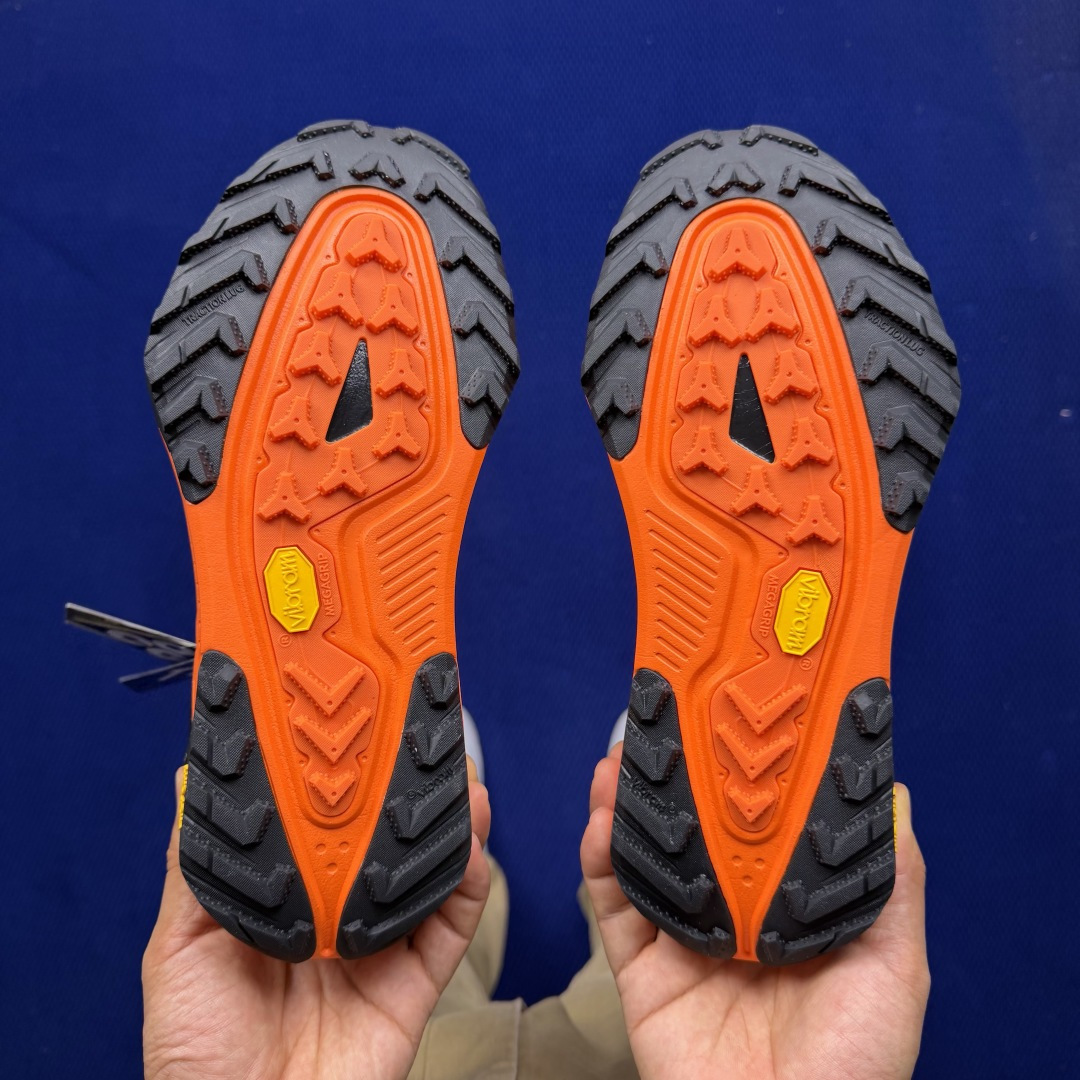 Nike ACG Zegama 越野跑鞋 第10色:灰橘货号：HV8113-100尺码：36-45带半码