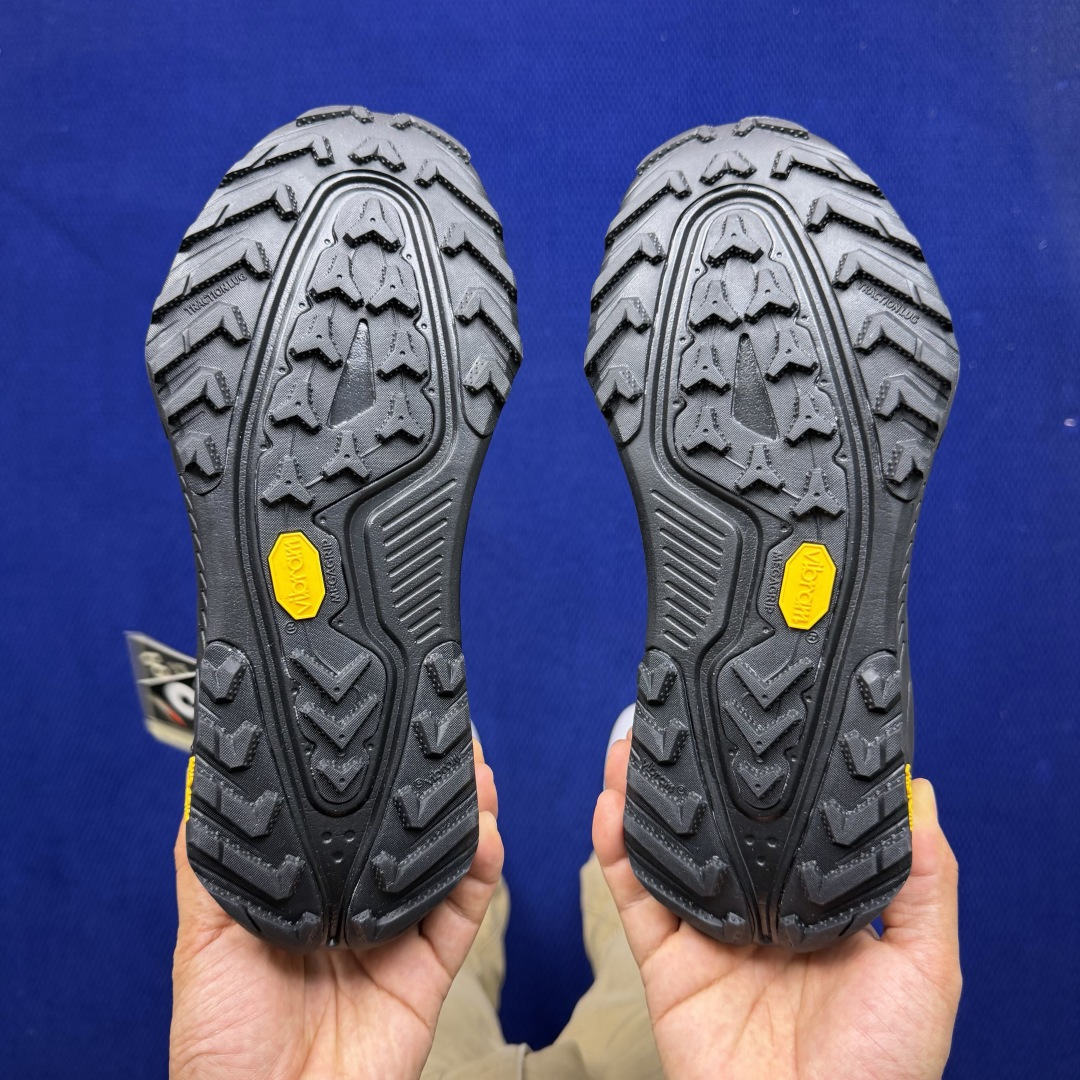 Nike ACG Zegama 越野跑鞋 第13色:黑深灰货号：HV8113-006尺码：36-45带半
