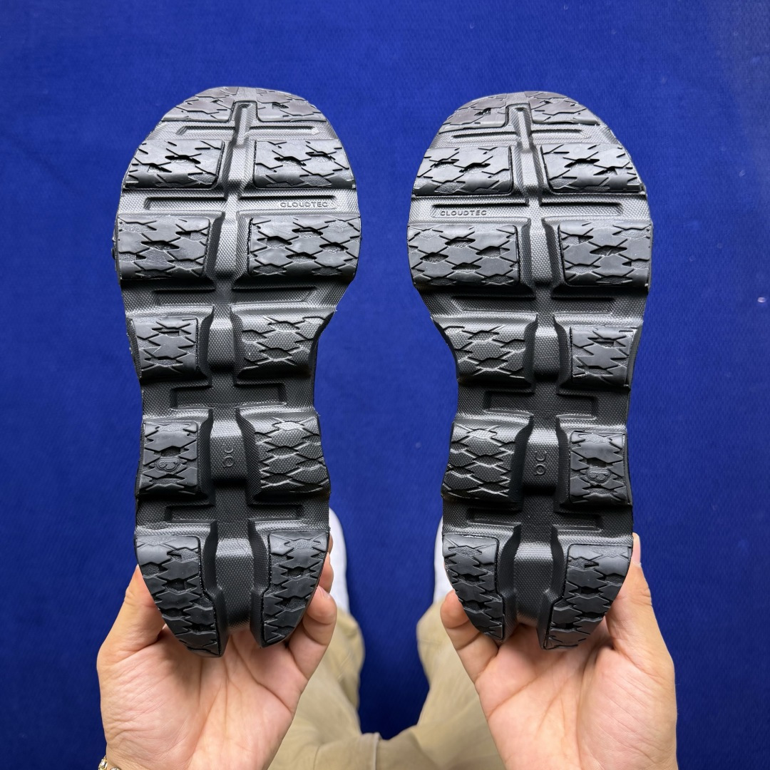 昂跑On Cloudmonster 3 小怪兽3代跑步鞋货号：3WG尺码：36-46带半码