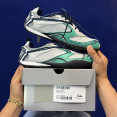 Balenciaga巴黎世家 25代Radar 圆头系带 做旧效果 低帮 生活休闲鞋 男款货号: WST Balenciaga巴黎世家 25代Radar 圆头系带 做旧效果 低帮 生活休闲鞋 男款货号: WST