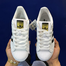 纯原订单!金标贝壳头两色adlidas originals Superstar 经典永存!品质绝对可以把 纯原订单!金标贝壳头两色adlidas originals Superstar 经典永存!品质绝对可以把