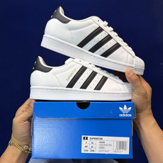 纯原订单!金标贝壳头两色adlidas originals Superstar 经典永存!品质绝对可以把 纯原订单!金标贝壳头两色adlidas originals Superstar 经典永存!品质绝对可以把