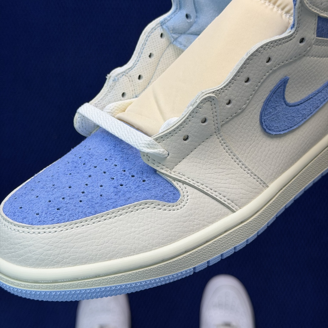 性价比头层aj1高帮！长期补货Nike Air Jordan 1 high第52色: 麂皮蓝色货号：FD
